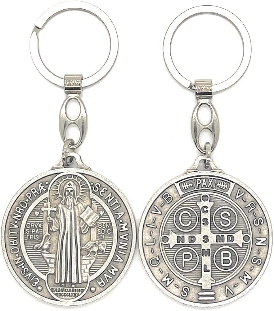 Chaveiro Sao Bento (prata/dourado)