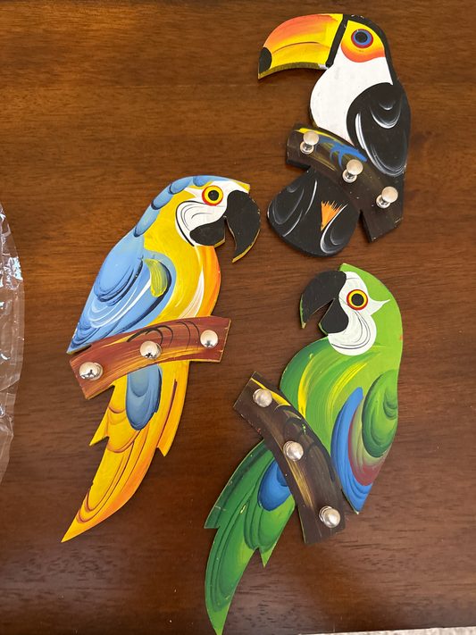 Porta chaves araras artesanal peq.